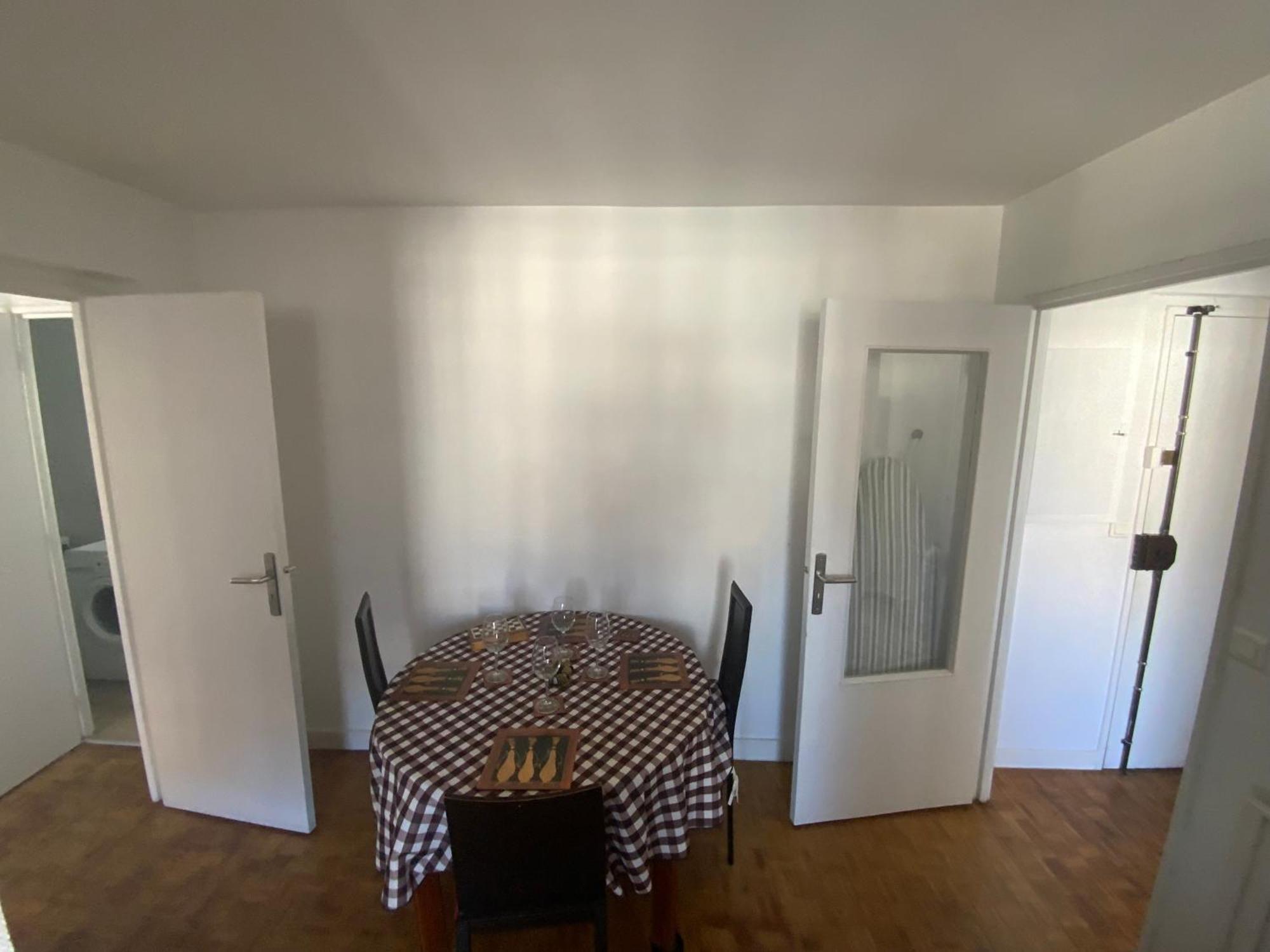 Chambre Chez L'Habitant Pres De Tour Eiffel Parigi Esterno foto